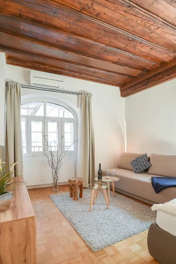 Ljubljana Center Apartments 0*,  Eslovénia